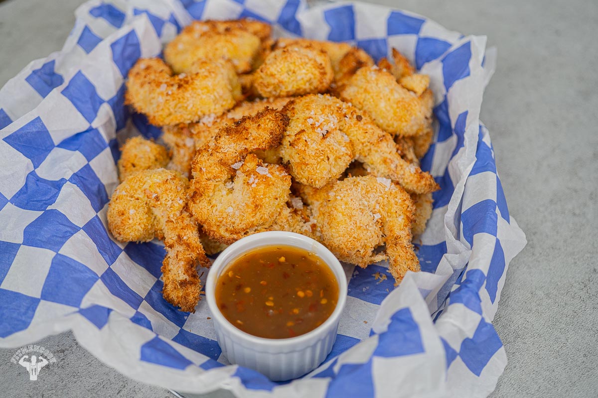 Air-Fried Coconut Shrimp With Spicy Pineapple Sauce